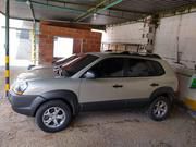 Hyundai Tucson • 2010 • 103,000 km 4