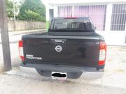Nissan Np300 frontier • 2016 • 90,000 km 3