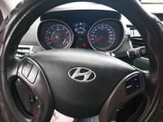 Hyundai Elantra • 2014 • 43,500 km 5