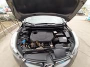 Hyundai Elantra • 2014 • 43,500 km 4