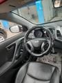Hyundai Elantra • 2014 • 43,500 km 6