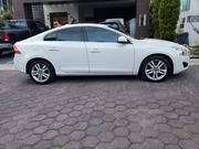 Volvo S60 • 2013 • 77,000 km 4