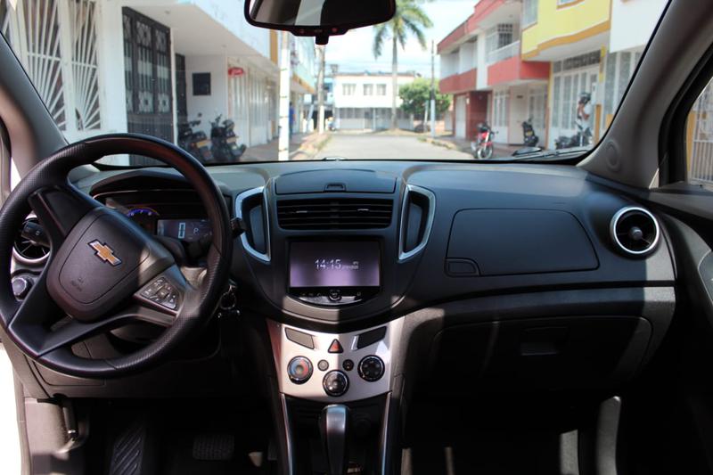 Chevrolet Tracker • 2016 • 205,000 km 7