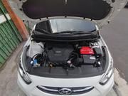 Hyundai Accent • 2016 • 87,483 km 3