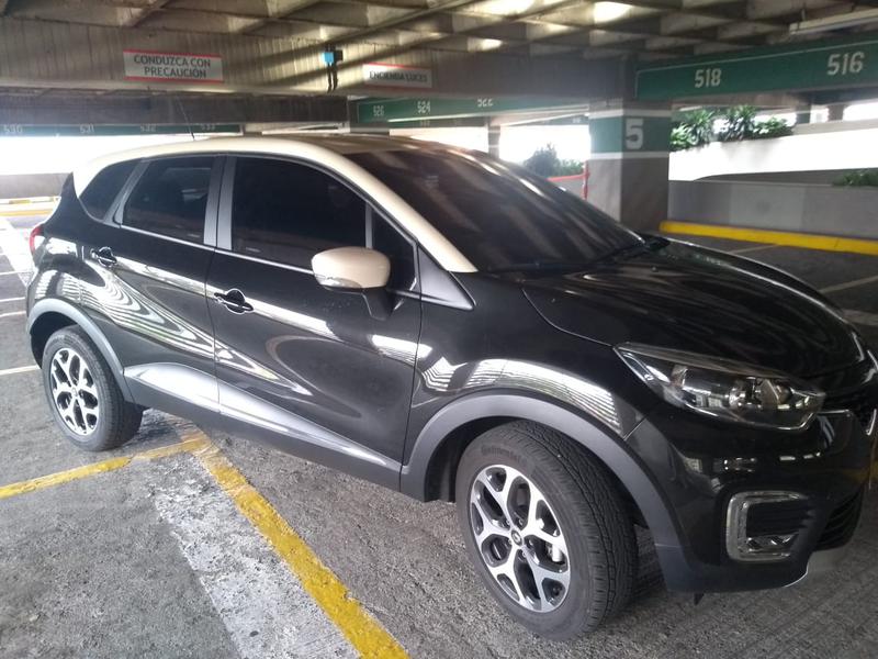 Renault Captur • 2018 • 8,500 km 2