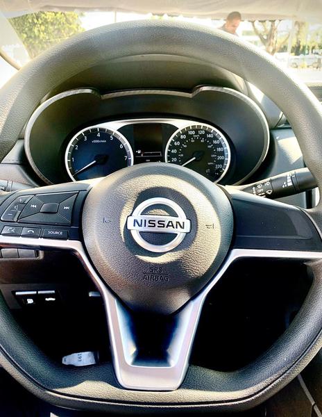 Nissan Versa • 2020 • 300 km 7