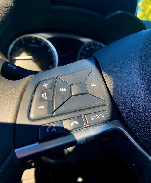 Nissan Versa • 2020 • 300 km 8