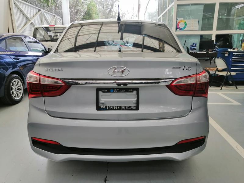 Hyundai i10 • 2020 • 11,254 km 4