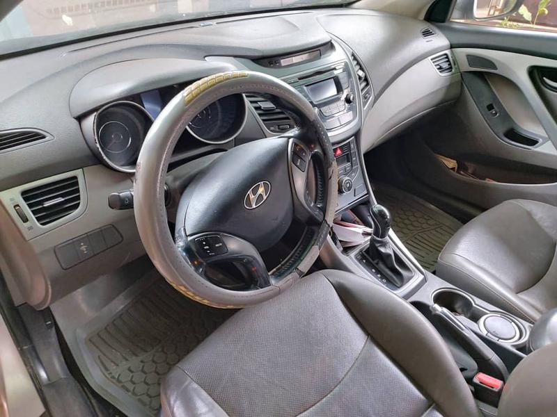 Hyundai Elantra • 2015 • 75,785 km 3