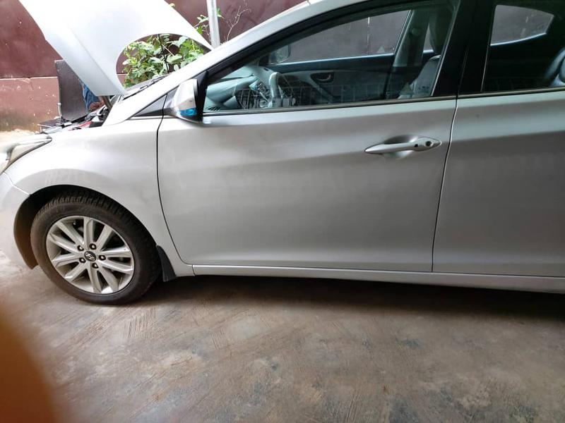 Hyundai Elantra • 2015 • 75,785 km 4