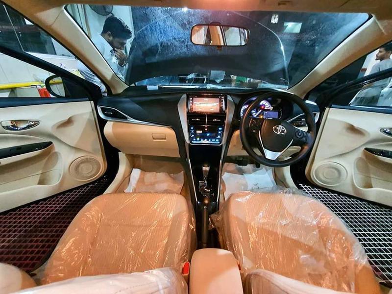 Toyota Yaris • 2020 • 0 km 5