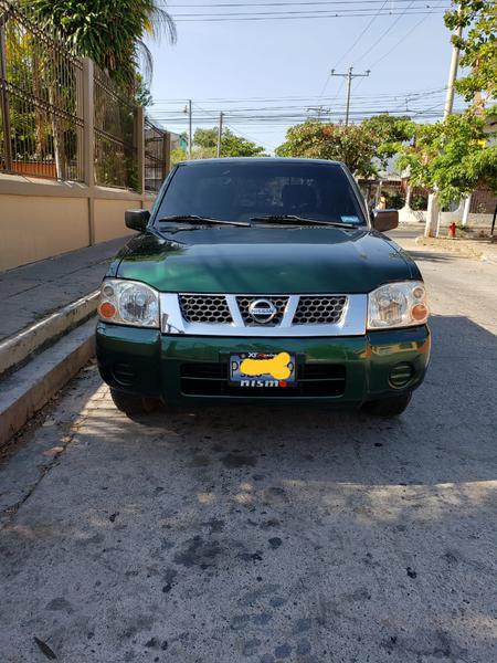 Nissan Frontier • 2004 • 240,000 km 14