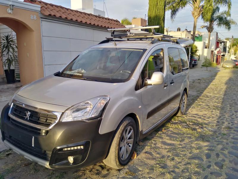 Peugeot 206 • 2016 • 69,500 km 6