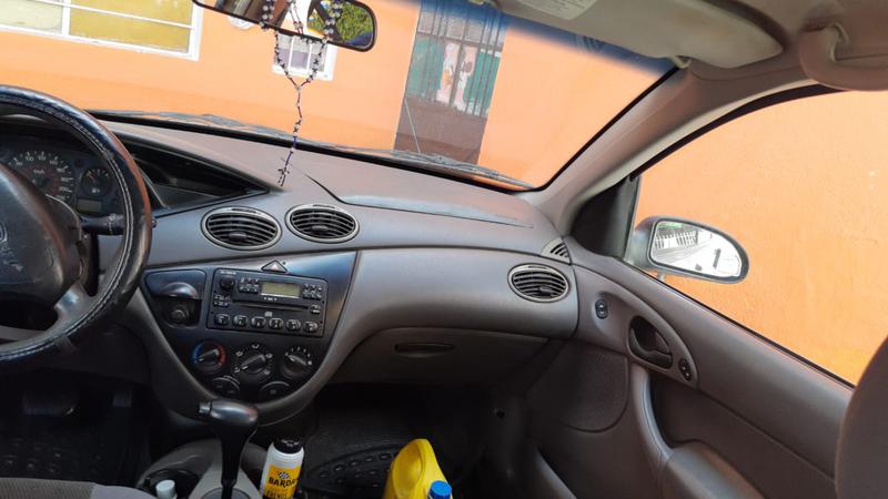 Ford Focus • 2004 • 106,050 km 4