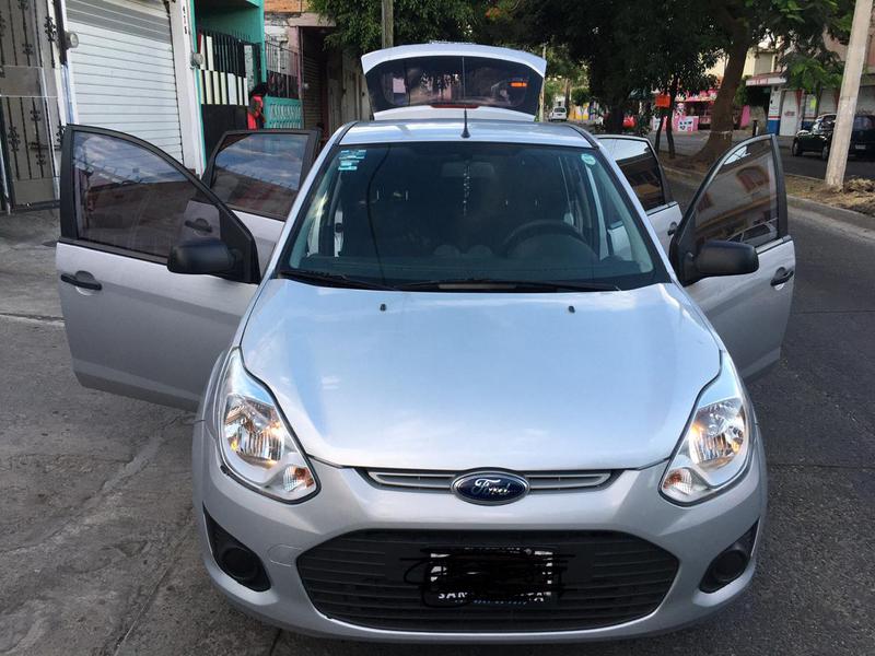 Ford Fiesta • 2015 • 92,000 km 1