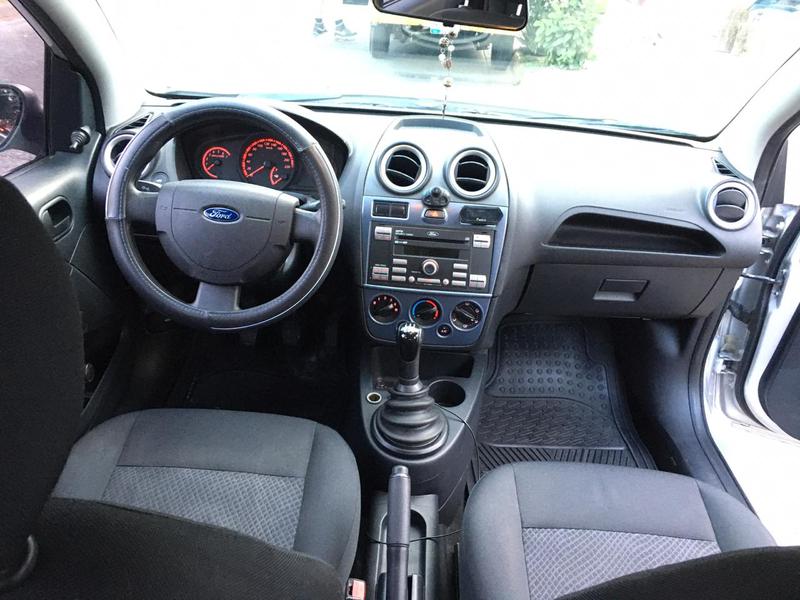 Ford Fiesta • 2015 • 92,000 km 8