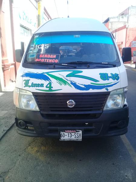 Nissan Urvan • 2015 • 120,000 km 1