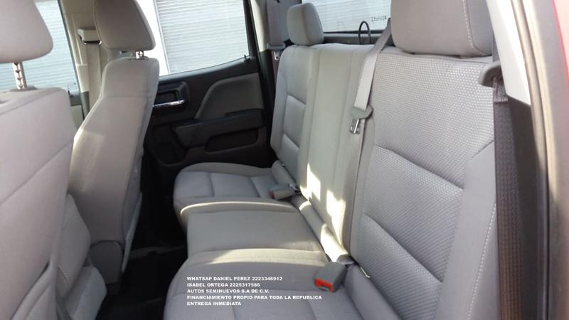 Chevrolet Silverado 2500 • 2016 • 40,304 km 3