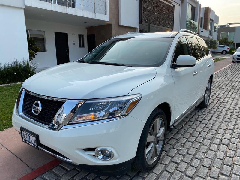 Nissan Pathfinder • 2015 • 99,000 km 13