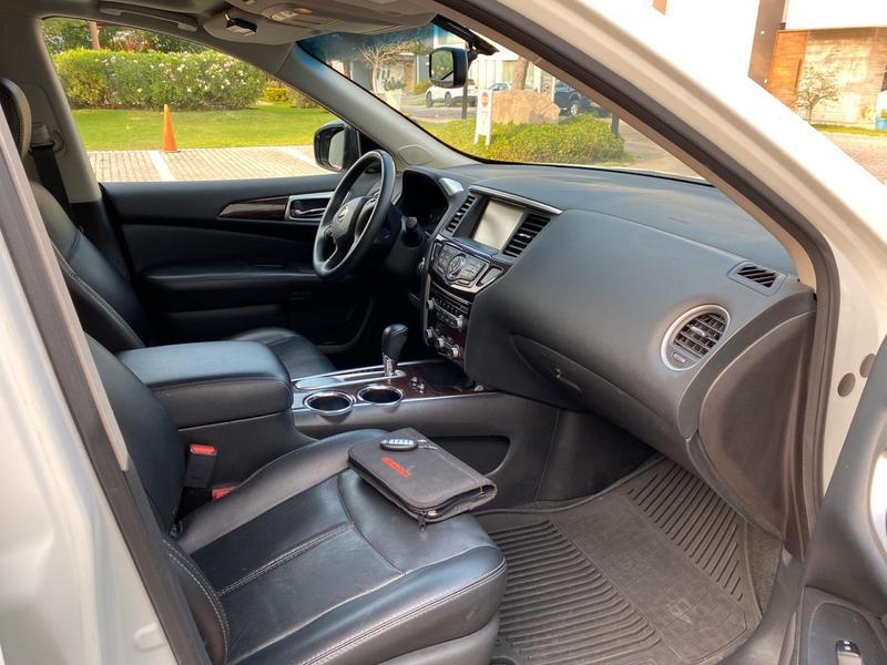 Nissan Pathfinder • 2015 • 99,000 km 5