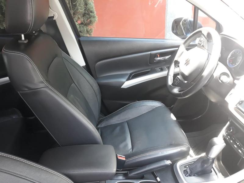 Suzuki SX4 • 2015 • 65,000 km 5