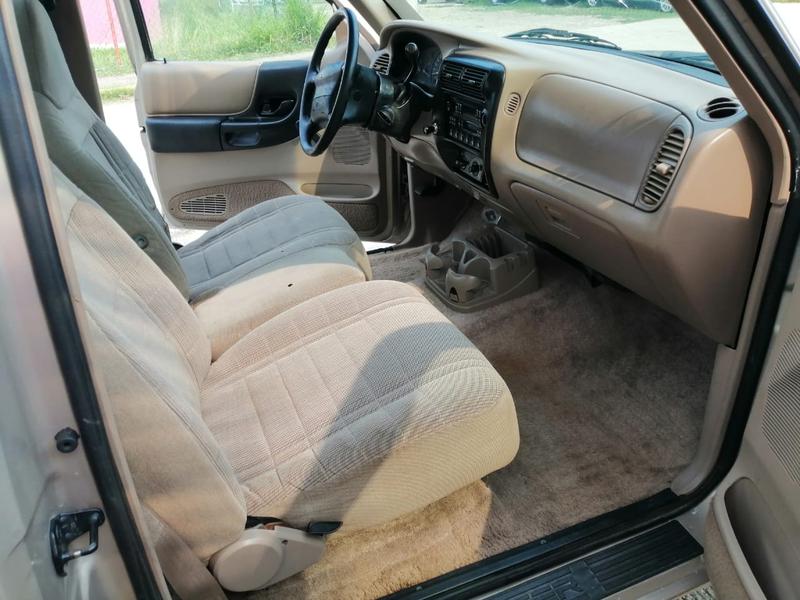 Ford Ranger • 1997 • 120,000 km 4