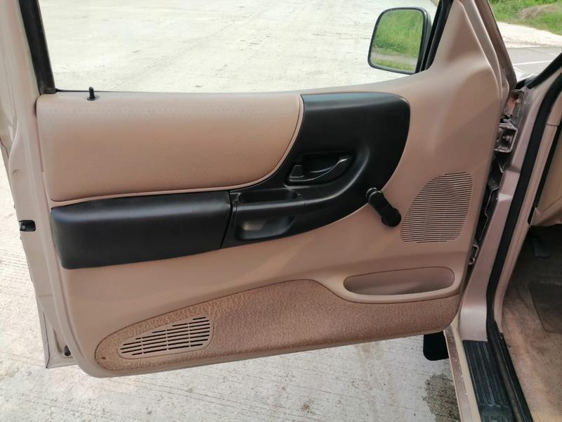 Ford Ranger • 1997 • 120,000 km 17