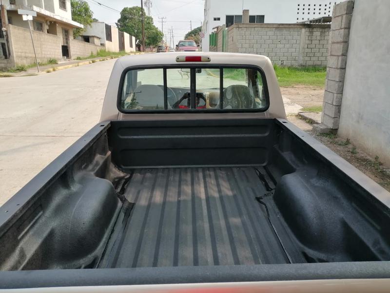 Ford Ranger • 1997 • 120,000 km 16