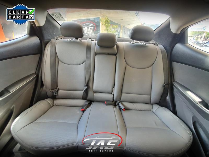 Hyundai Elantra • 2015 • 147 km 11