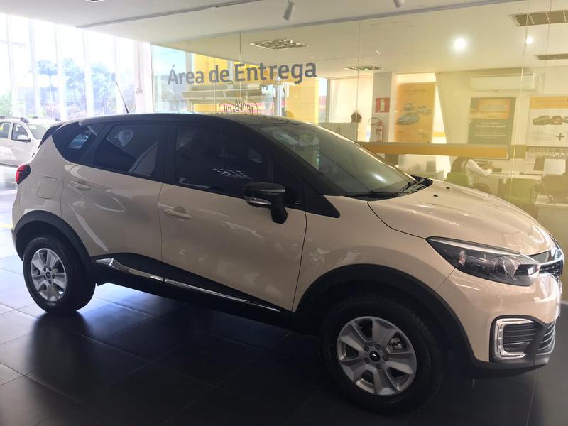 Renault Captur • 2019 • 13,000 km 1
