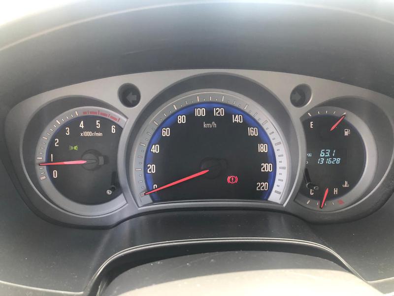 Chevrolet Luv • 2013 • 131,600 km 3