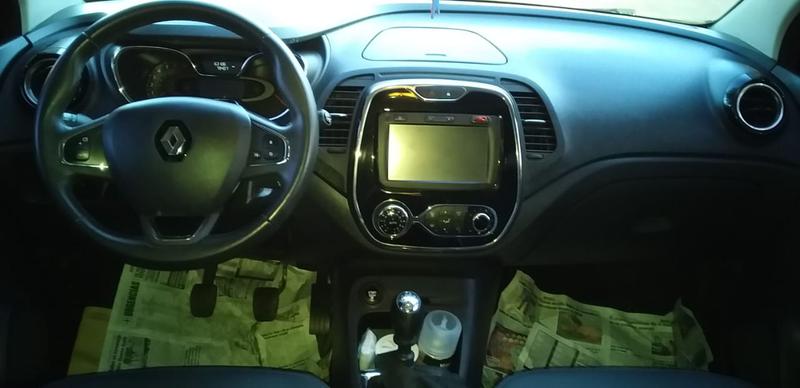 Renault Captur • 2016 • 62,000 km 14