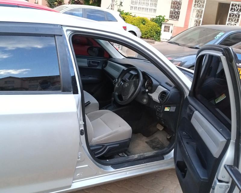 Toyota Corolla sedan • 2014 • 150,000 km 3