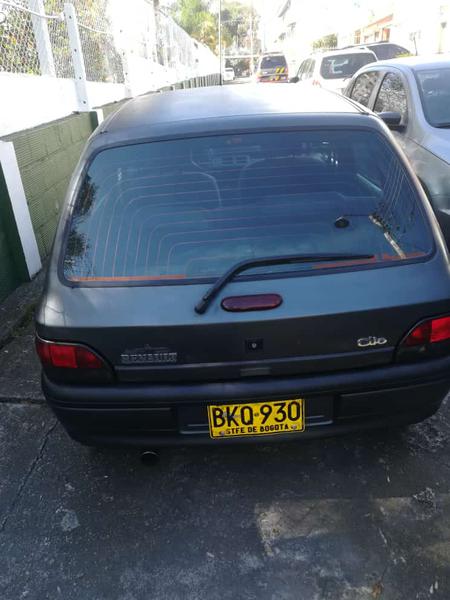 Renault Clio • 1999 • 11 km 7