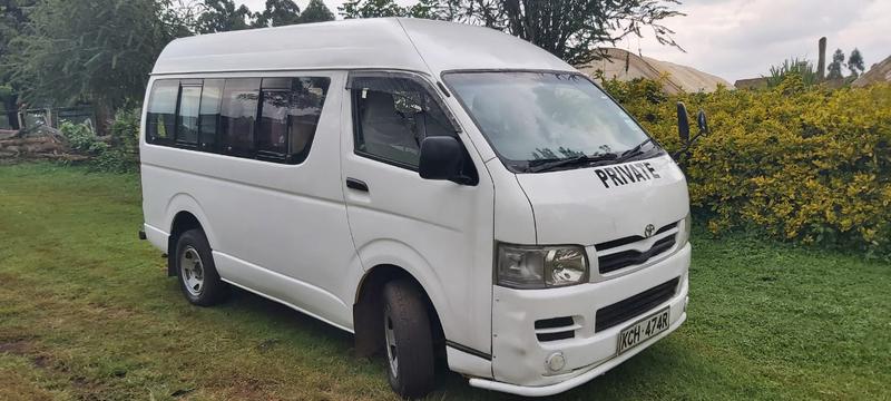 Toyota Hiace Van • 2010 • 100,000 km 4