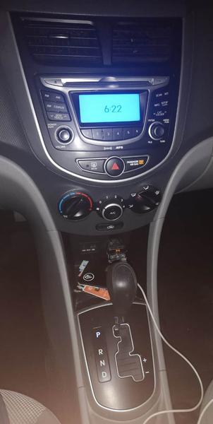 Hyundai Accent • 2012 • 80,000 km 11