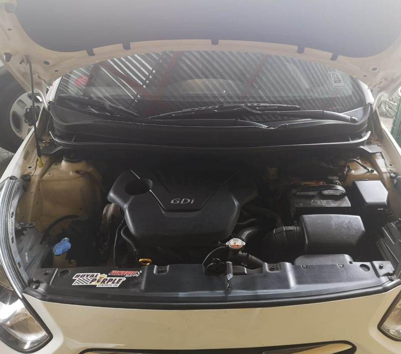 Hyundai Accent • 2012 • 80,000 km 4