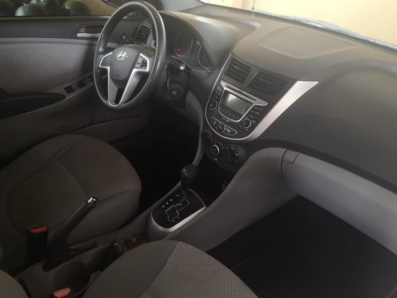Hyundai Accent • 2012 • 80,000 km 12