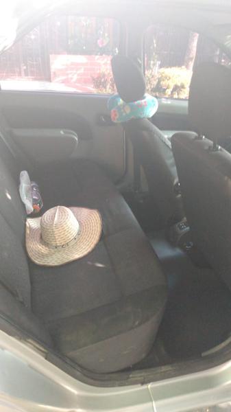 Renault Logan • 2006 • 196,500 km 7