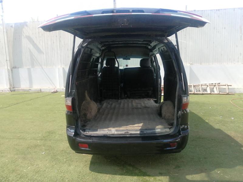 Hyundai H1 • 2007 • 180,000 km 2