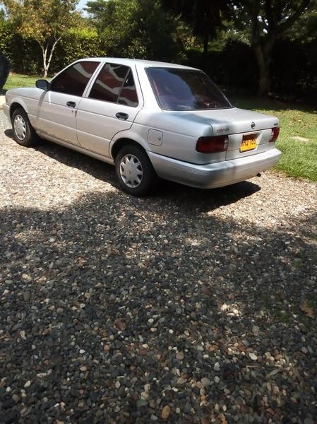 Nissan Sentra • 2012 • 145,288 km 4