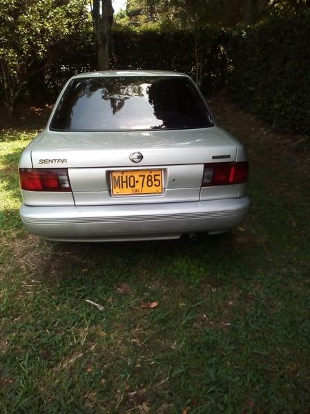 Nissan Sentra • 2012 • 145,288 km 7