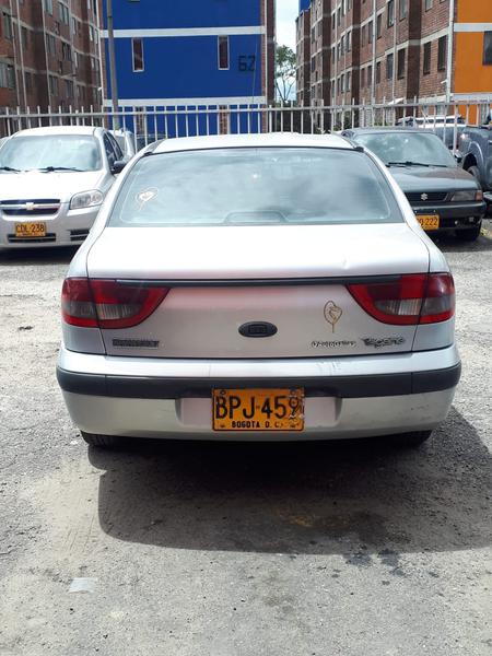 Renault Mégane • 2005 • 138,000 km 4
