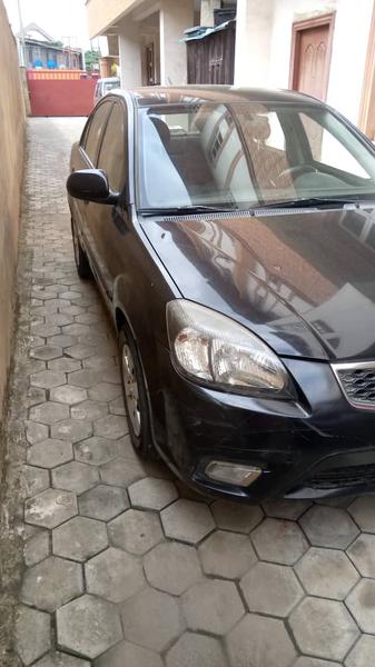 Kia Rio • 2010 • 92,359 km 1