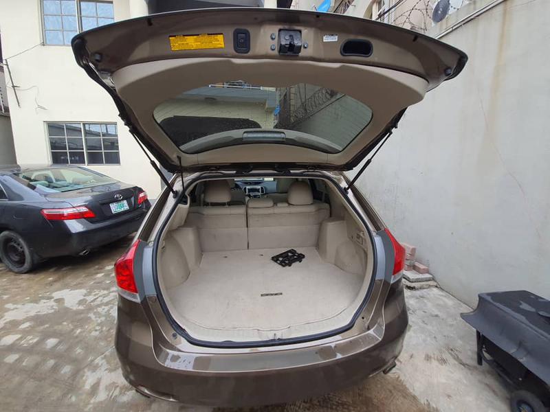 Toyota Camry • 2011 • 108 km 2