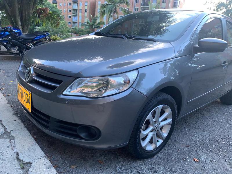 Volkswagen Golf • 2012 • 87,000 km 10