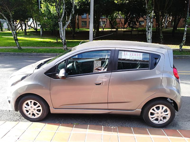 Chevrolet Spark GT • 2015 • 75,000 km 4