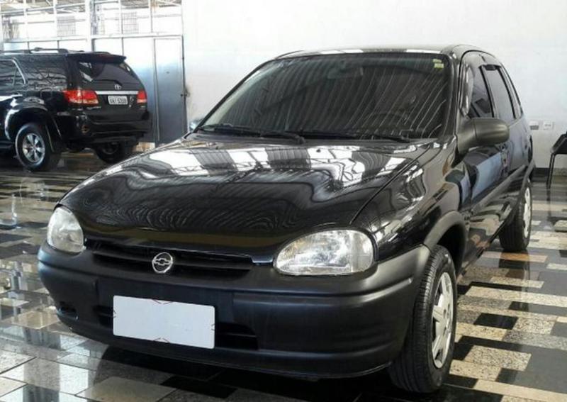 Chevrolet Corsa • 1999 • 82,000 km 3