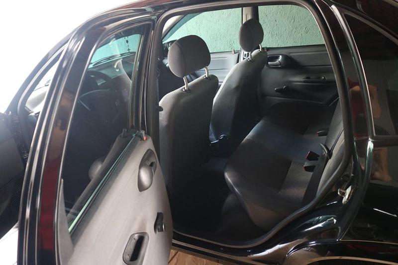 Chevrolet Classic • 2013 • 99,500 km 3