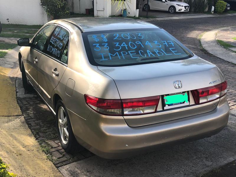 Honda Accord • 2003 • 200,000 km 8